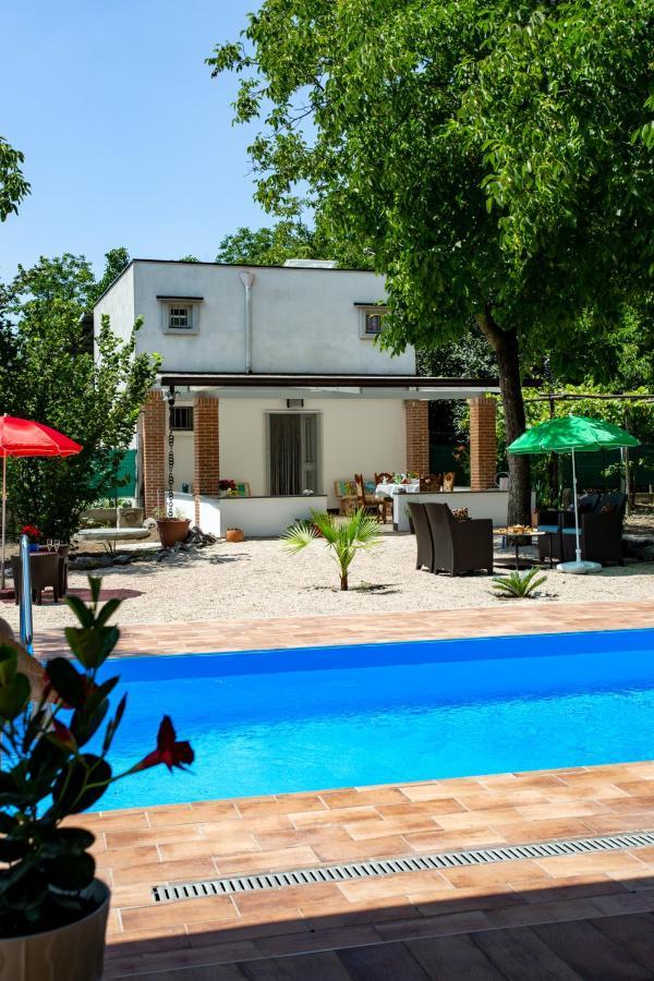 Casa Oasi Della Pace Villa Striano Buitenkant foto